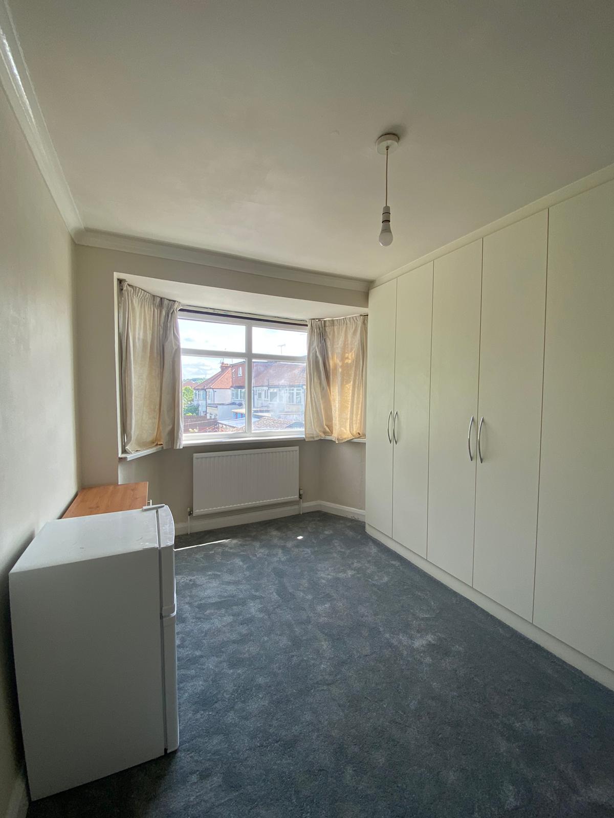 A single bedroom to rent in Carlyon Road, Wembley